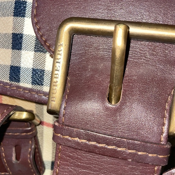 Burberry Vintage Check Buckle Handbag - Picture 4 of 8